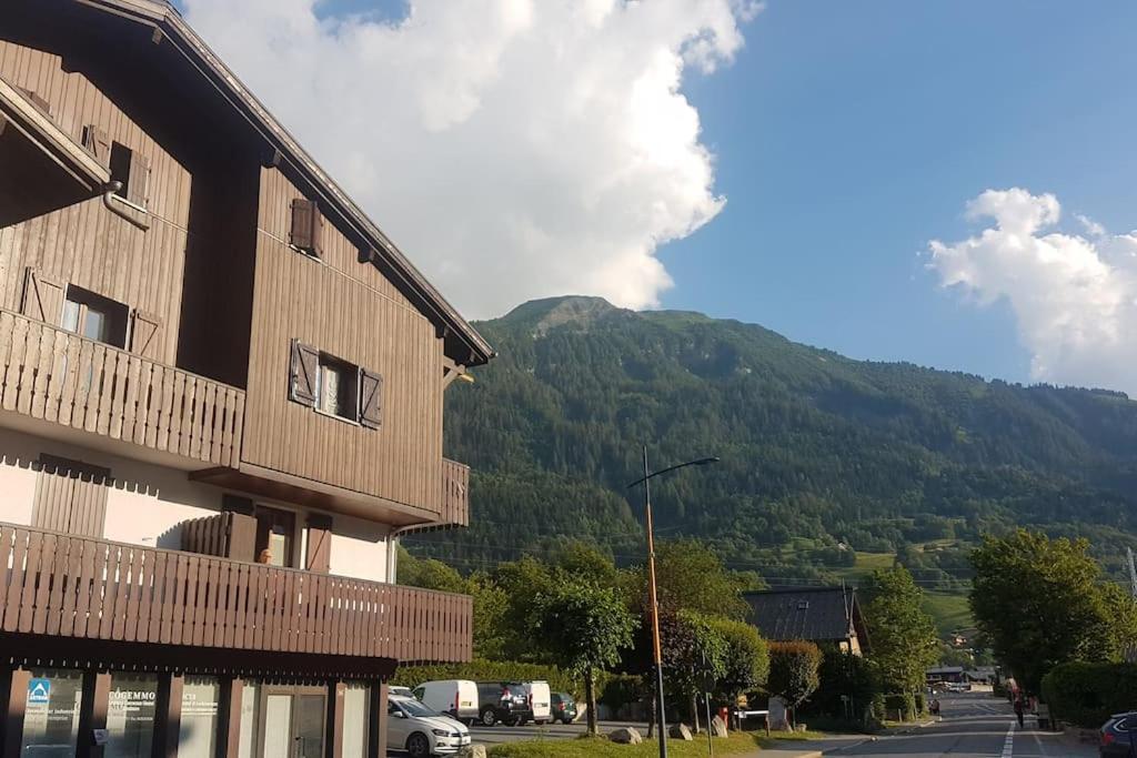 Beau Duplex Lumineux A La Montagne Nice Flat Just Underneath Mtblanc Les Houches Exteriör bild